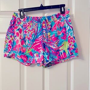 Lilly Pulitzer luxeletic Run around shorts in 🦄 Gumbo Limbo